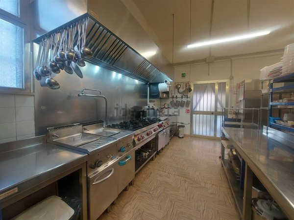 negozio in vendita a Ravenna