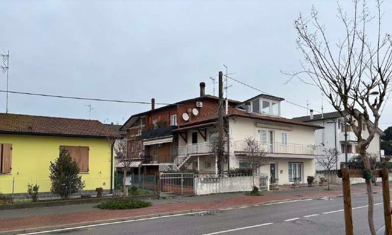 appartamento in vendita a Ravenna in zona Porto Corsini