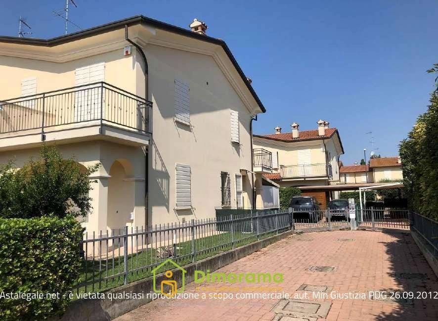 casa indipendente in vendita a Ravenna in zona Santerno