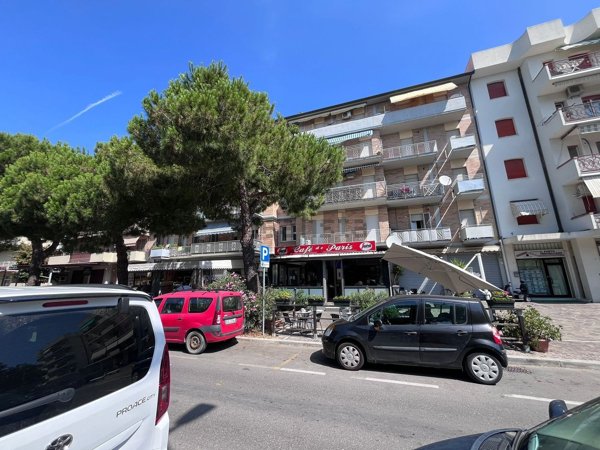appartamento in vendita a Ravenna in zona Lido Adriano