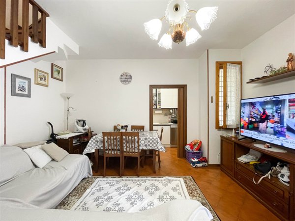 casa indipendente in vendita a Ravenna in zona Lido Adriano