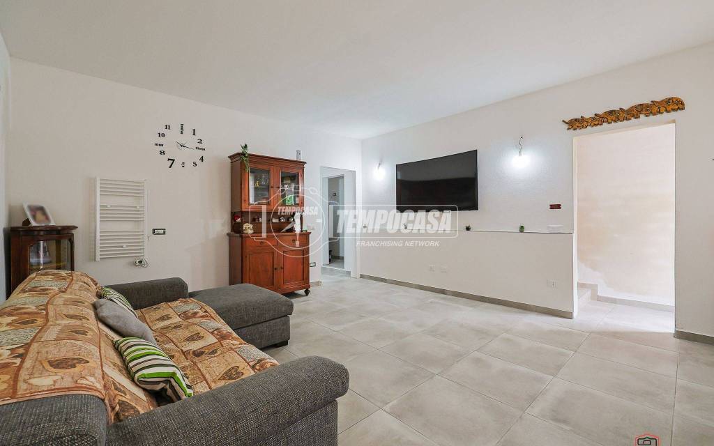 casa indipendente in vendita a Ravenna in zona Camerlona