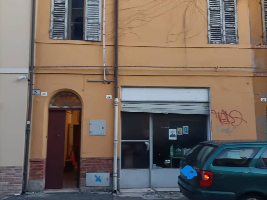 casa indipendente in vendita a Ravenna in zona Centro Storico