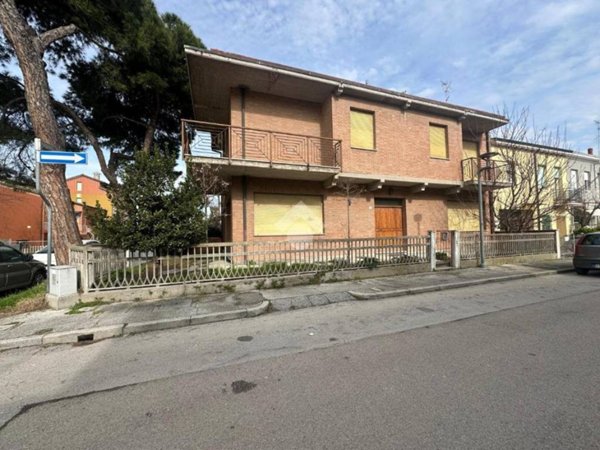 appartamento in vendita a Ravenna in zona Punta Marina Terme