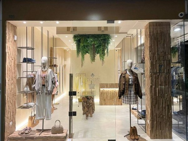 negozio in vendita a Ravenna