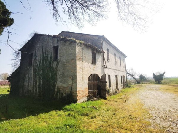casa indipendente in vendita a Ravenna in zona Fornace Zarattini