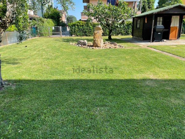 casa indipendente in vendita a Ravenna in zona Ponte Nuovo