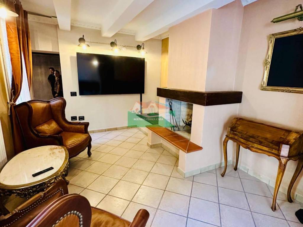 casa indipendente in vendita a Ravenna in zona Centro Storico