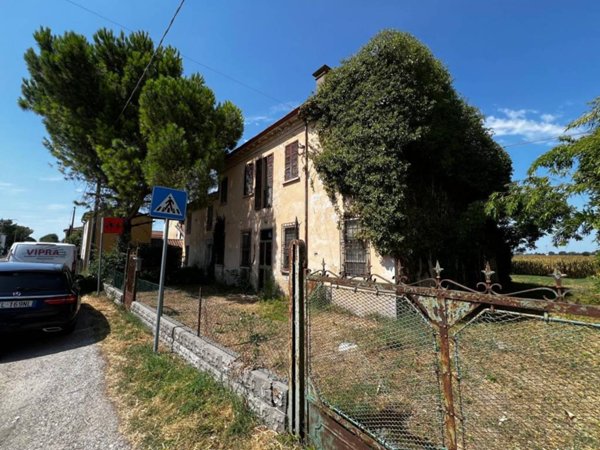 appartamento in vendita a Ravenna in zona Centro Storico