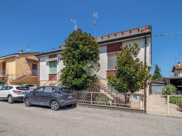 casa indipendente in vendita a Ravenna in zona Porto Fuori