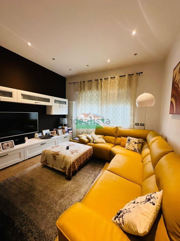 casa indipendente in vendita a Ravenna in zona San Bartolo