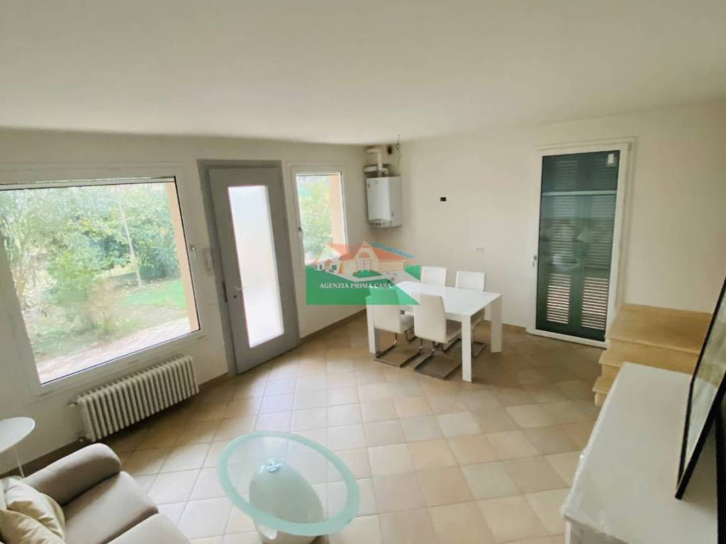 casa indipendente in vendita a Ravenna in zona Marina Romea