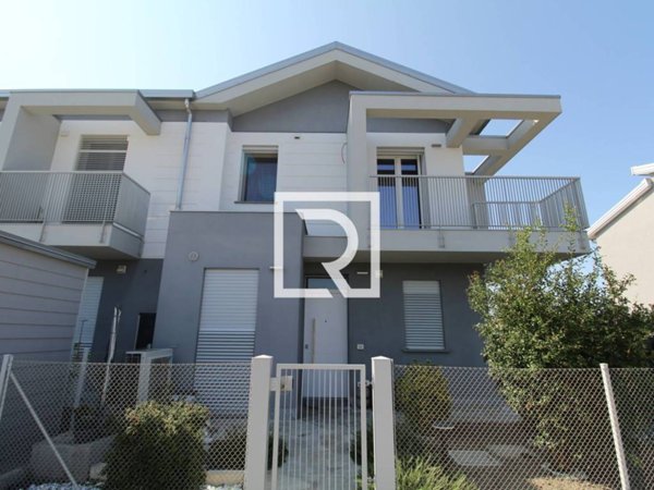 casa indipendente in vendita a Ravenna in zona Ponte Nuovo
