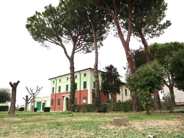 casa indipendente in vendita a Ravenna in zona Centro Storico