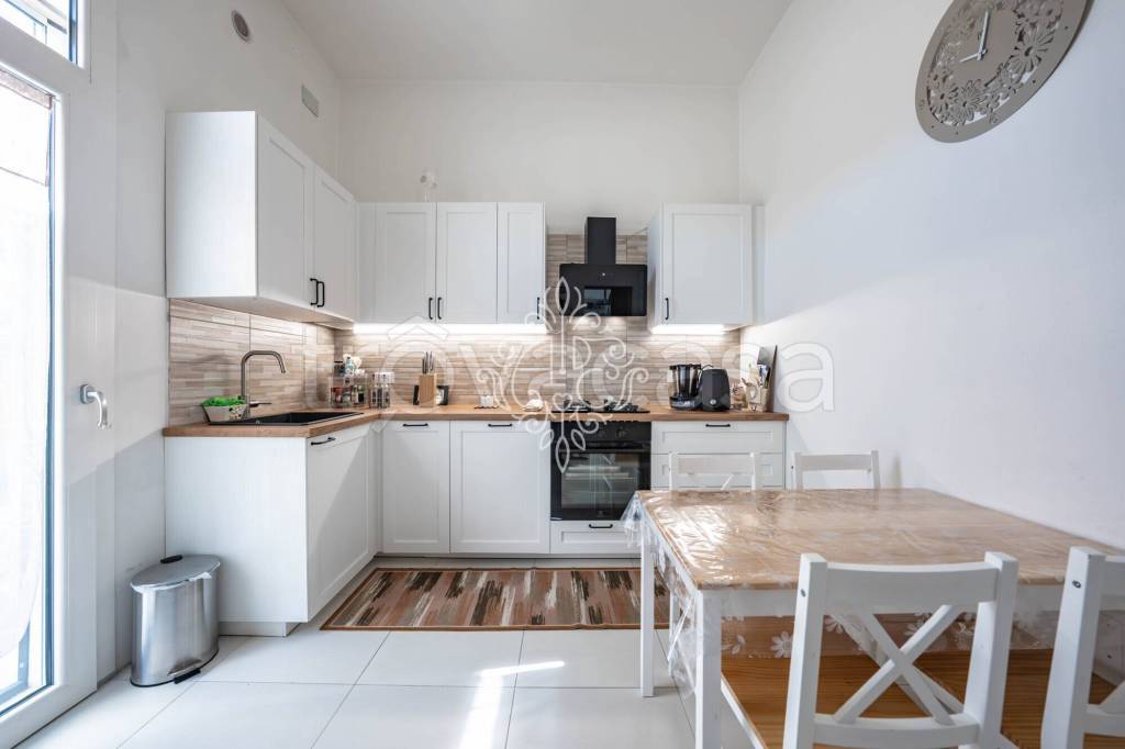 casa indipendente in vendita a Ravenna in zona Camerlona