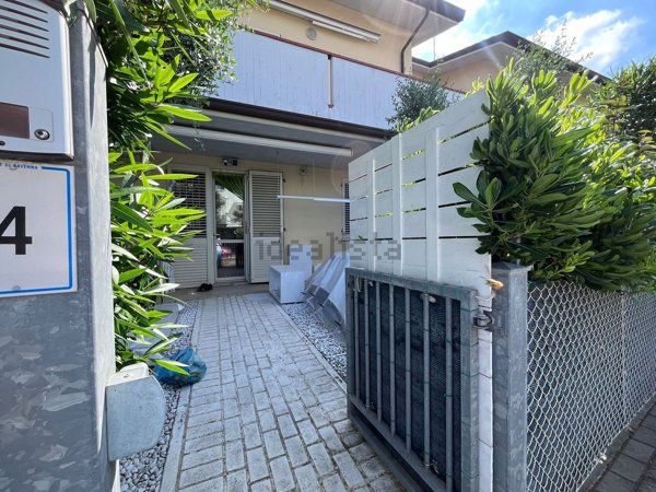 appartamento in vendita a Ravenna in zona Lido Adriano