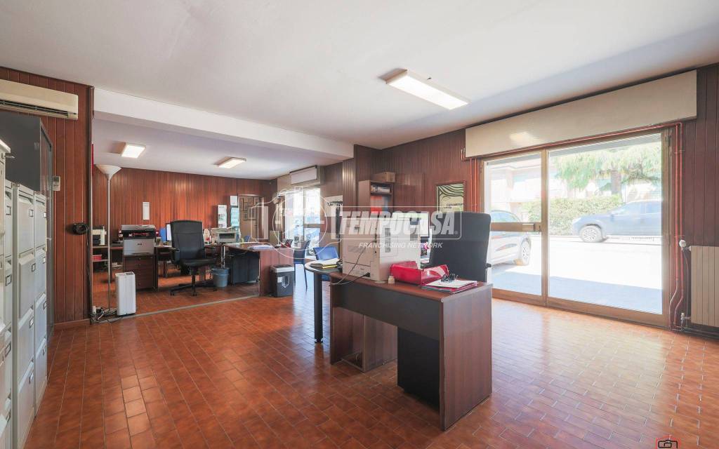 negozio in vendita a Ravenna in zona Centro Storico