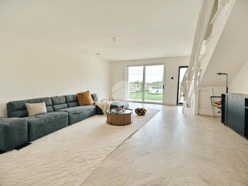 casa indipendente in vendita a Ravenna in zona Classe