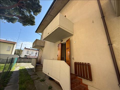 appartamento in vendita a Ravenna in zona Punta Marina Terme