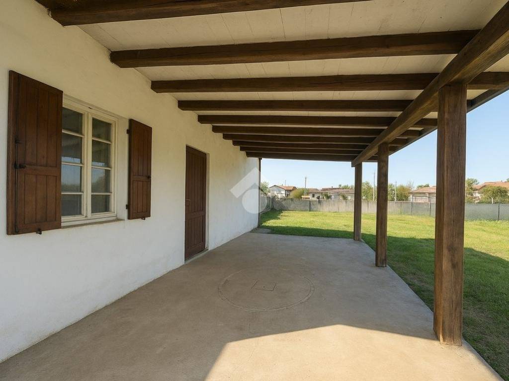 casa indipendente in vendita a Ravenna in zona San Romualdo
