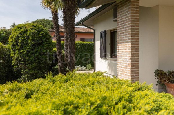 casa indipendente in vendita a Ravenna in zona Sant'Alberto