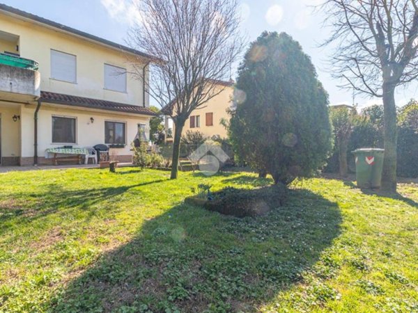 appartamento in vendita a Ravenna in zona Camerlona