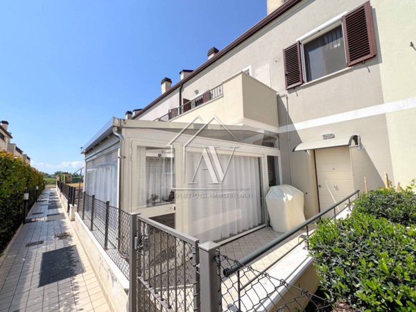 casa indipendente in vendita a Ravenna in zona San Pietro in Vincoli