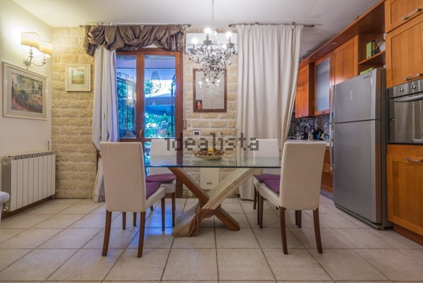 casa indipendente in vendita a Ravenna in zona Camerlona