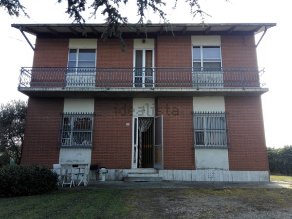 casa indipendente in vendita a Ravenna in zona San Pietro in Vincoli