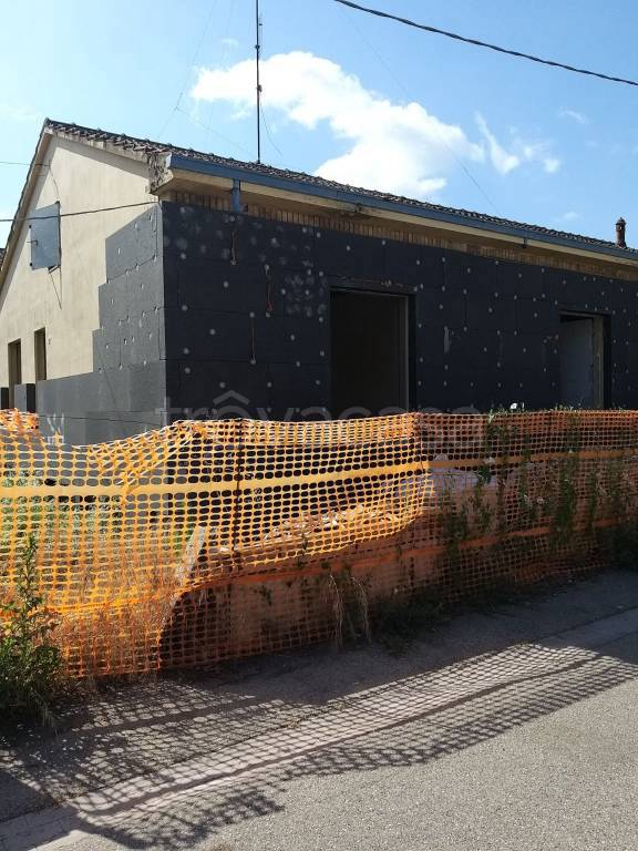 casa indipendente in vendita a Ravenna in zona San Marco
