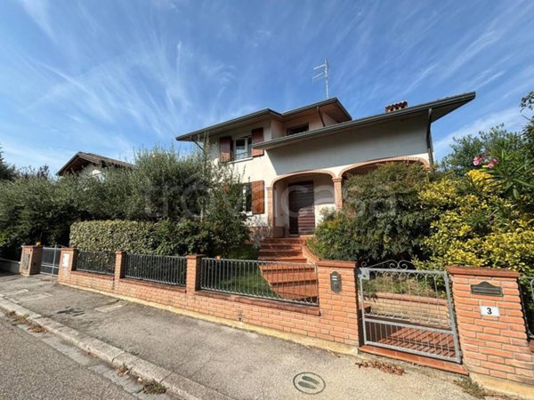 casa indipendente in vendita a Ravenna in zona Roncalceci