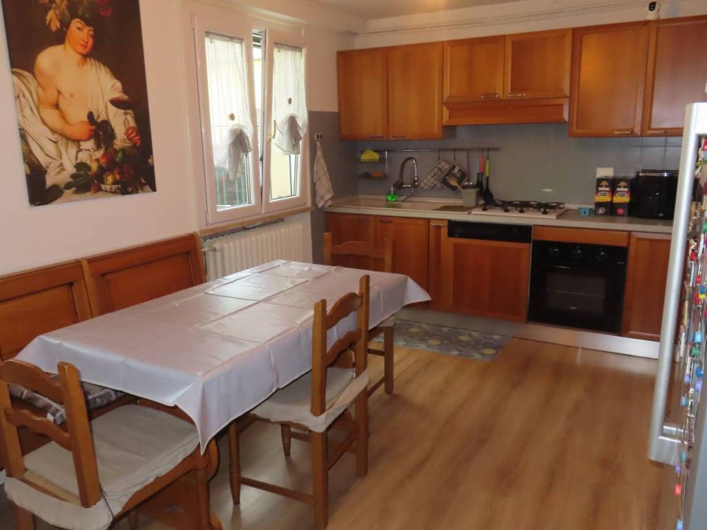 casa indipendente in vendita a Ravenna in zona Porto Fuori