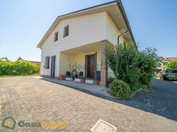 casa indipendente in vendita a Ravenna in zona San Pietro in Vincoli
