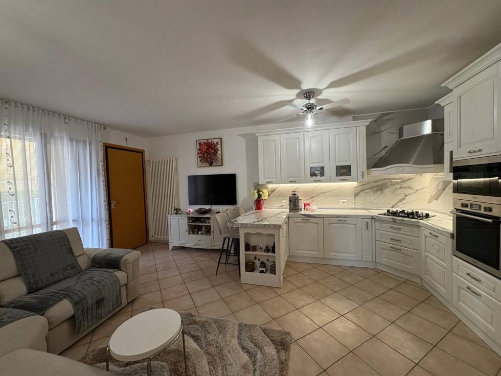 appartamento in vendita a Ravenna in zona Castiglione di Ravenna