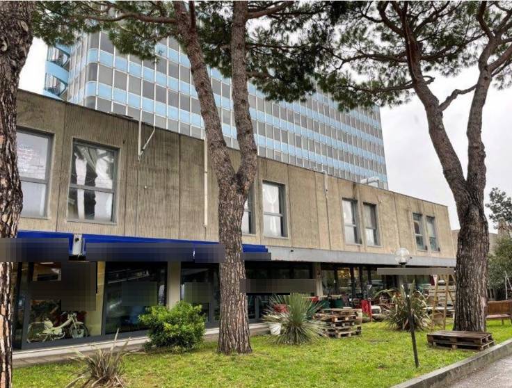 ufficio in vendita a Ravenna in zona Classe