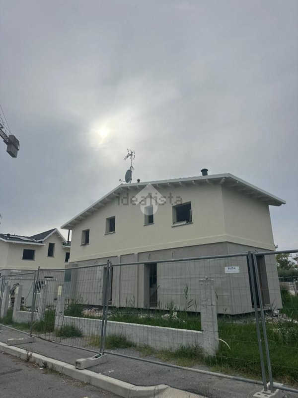 casa semindipendente in vendita a Ravenna in zona Classe