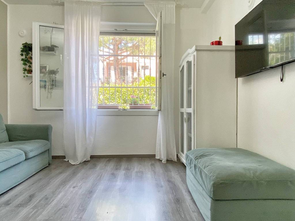 casa indipendente in vendita a Ravenna in zona Camerlona