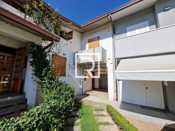 casa indipendente in vendita a Ravenna in zona Ponte Nuovo