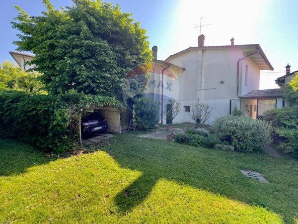 casa indipendente in vendita a Ravenna in zona Gambellara