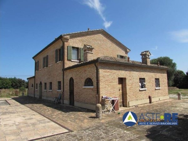 casa indipendente in vendita a Ravenna