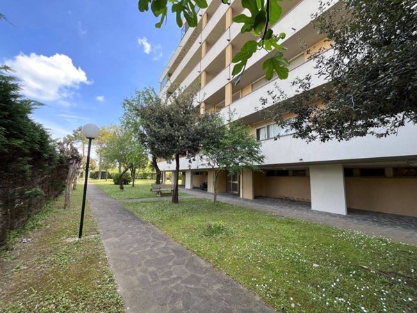 appartamento in vendita a Ravenna in zona Lido Adriano