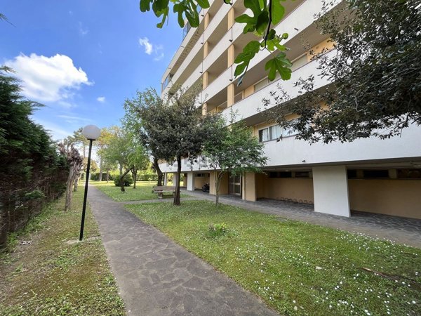 appartamento in vendita a Ravenna in zona Lido Adriano