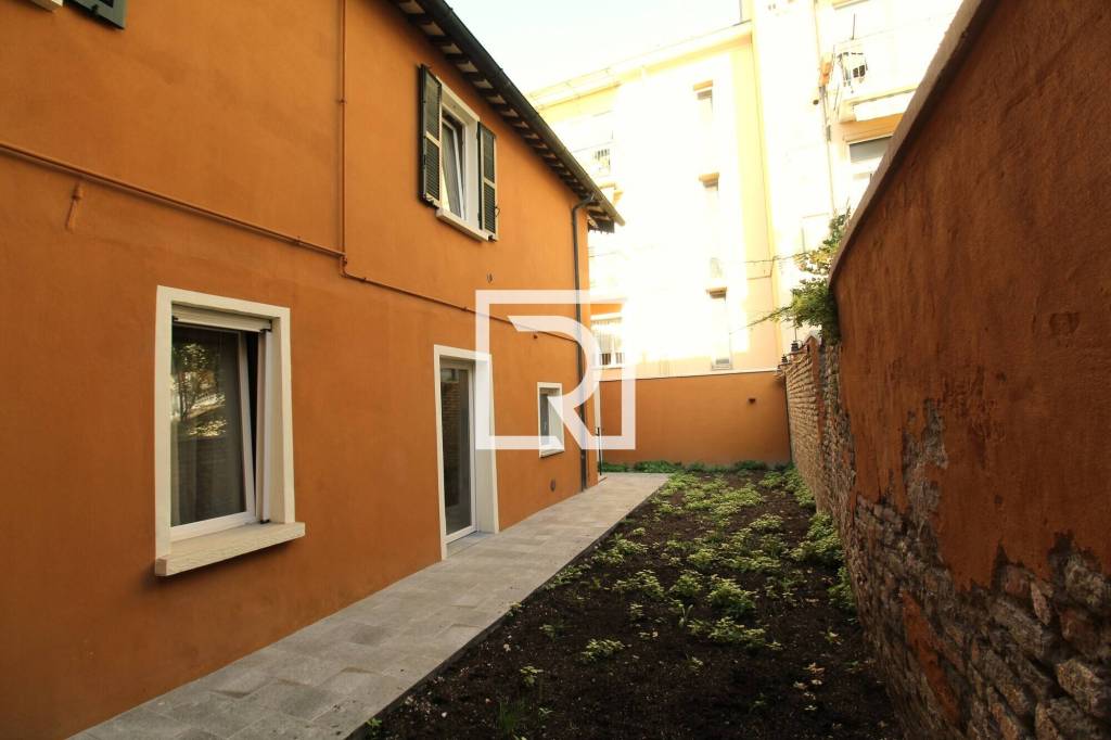 casa indipendente in vendita a Ravenna in zona Centro Storico