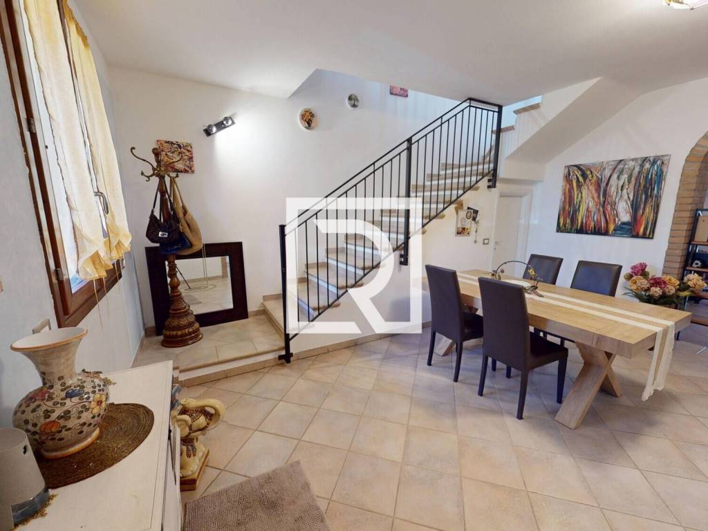 casa indipendente in vendita a Ravenna in zona Borgo Montone