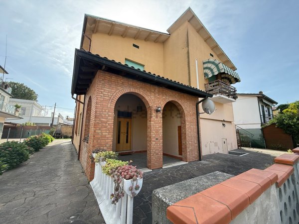 appartamento in vendita a Ravenna in zona Marina di Ravenna