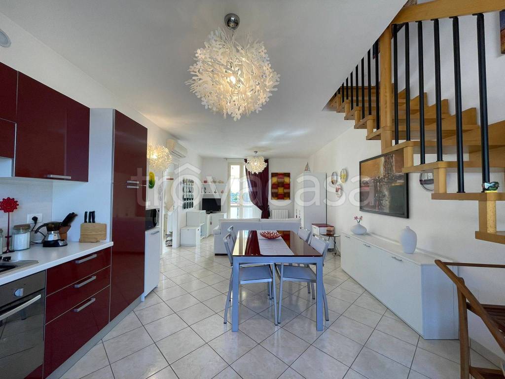 appartamento in vendita a Ravenna in zona Lido Adriano