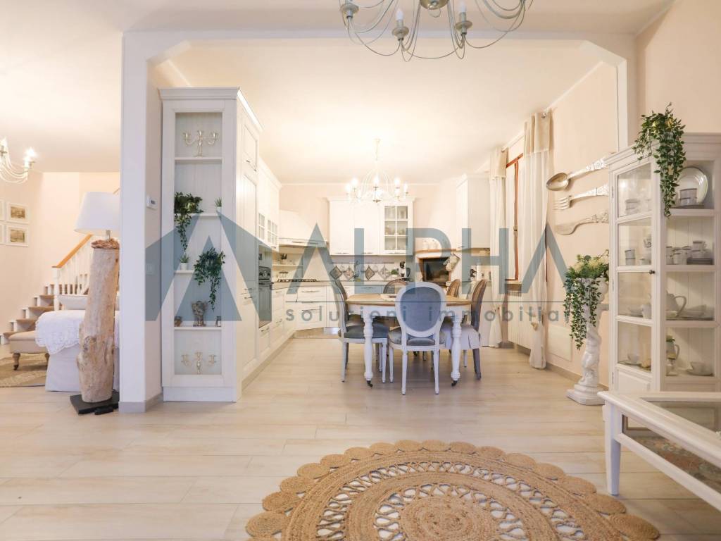 casa indipendente in vendita a Ravenna in zona Lido Adriano