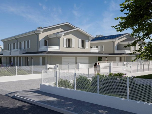 casa indipendente in vendita a Ravenna in zona Porto Fuori