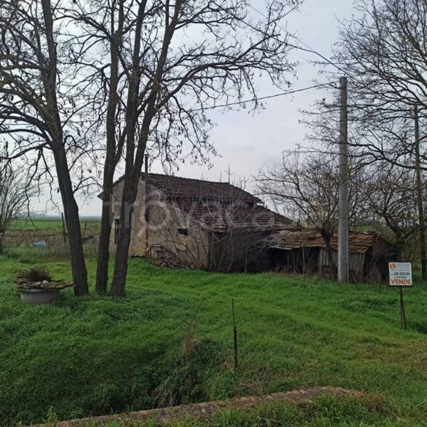casa indipendente in vendita a Ravenna in zona San Zaccaria