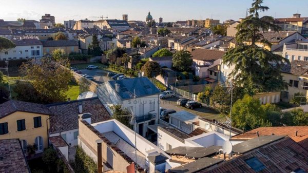 appartamento in vendita a Ravenna in zona Centro Storico